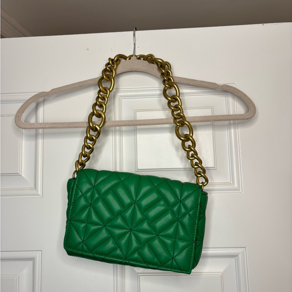 Green Quilted Chain Shoulder Bag